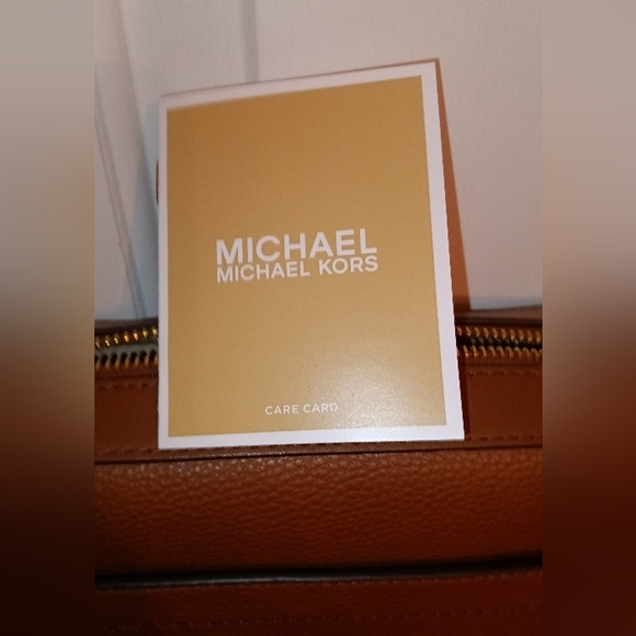 Michael Kors Crossbody Bag - Picture 5 of 16